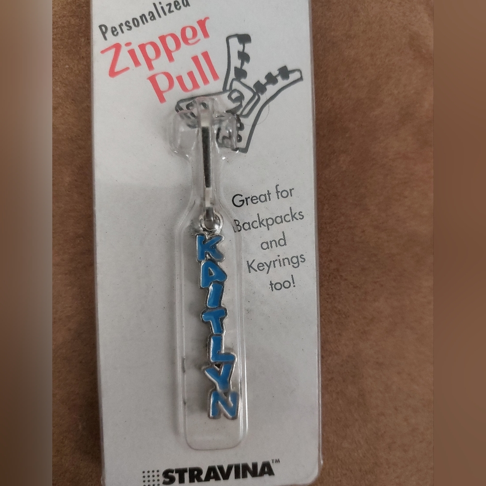 👝 Kaitlyn Zipper Pull